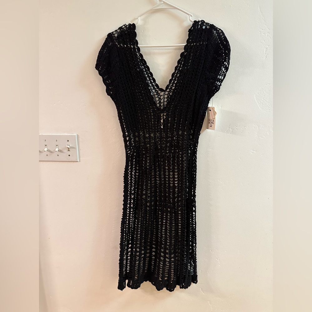 NWT Billabong Women's Scarlet Crochet Swimsuit Cover-Up - Black - Size S